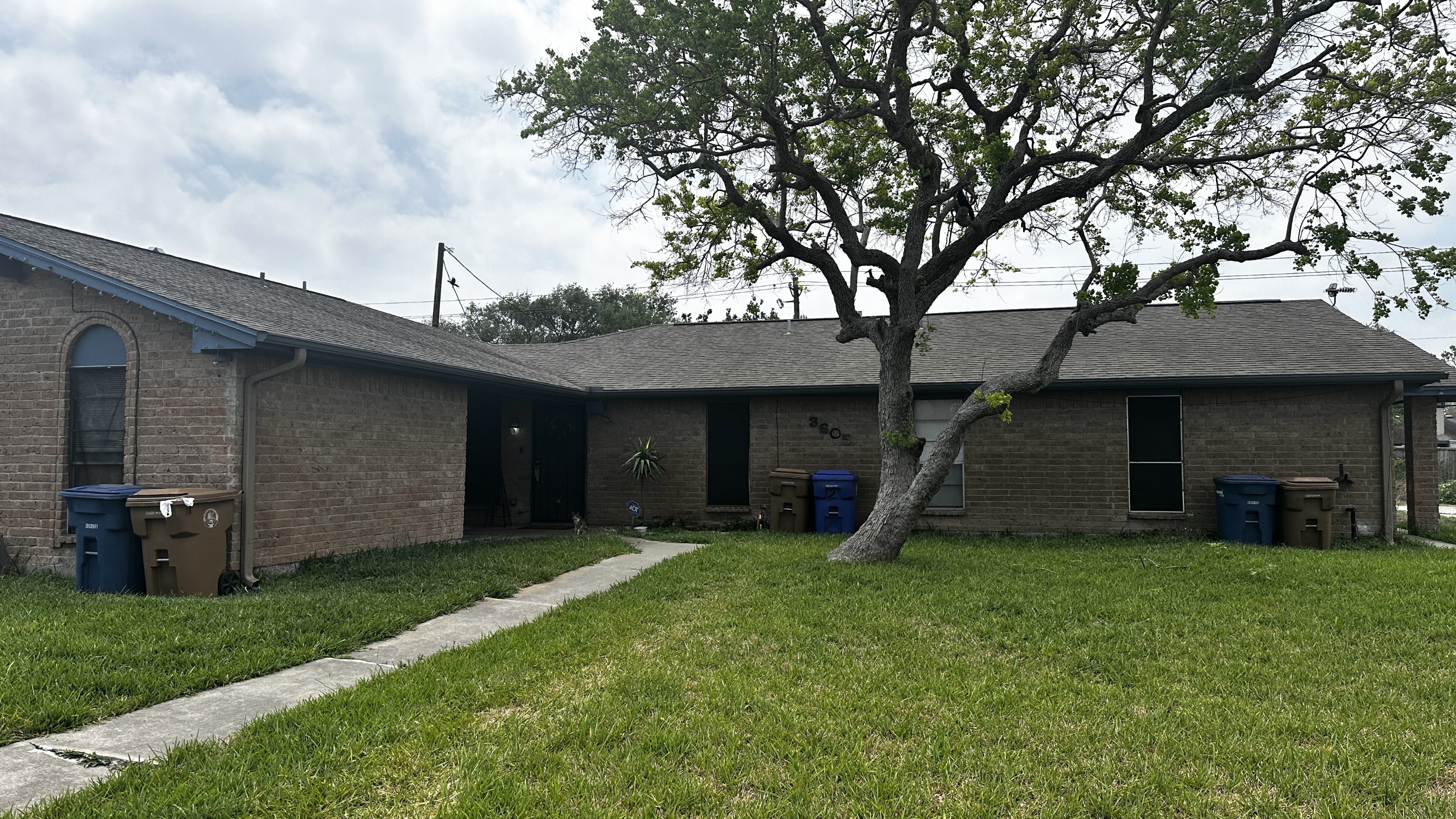 3605 Crestbrook Court